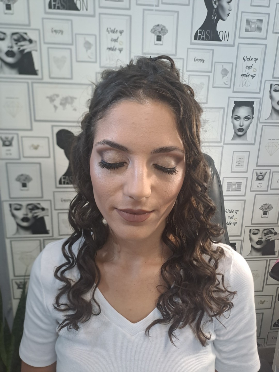 Profesionalno šminkanje + veštačke trepavice - Primadonna Jelena, Pančevo Make-up / šminkanje Lice Make-up / šminkanje, Pančevo, Centar