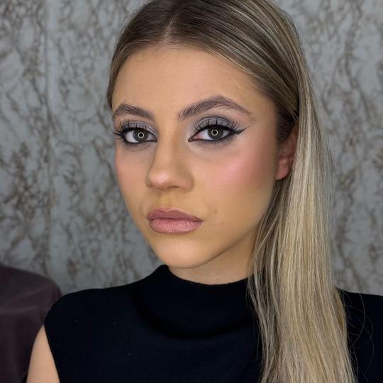 Beauty house by Marina #novisad Make-up / šminkanje Profesionalno šminkanje + veštačke trepavice