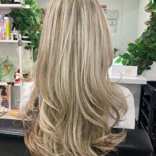 Atelje Glossy Hair usluga