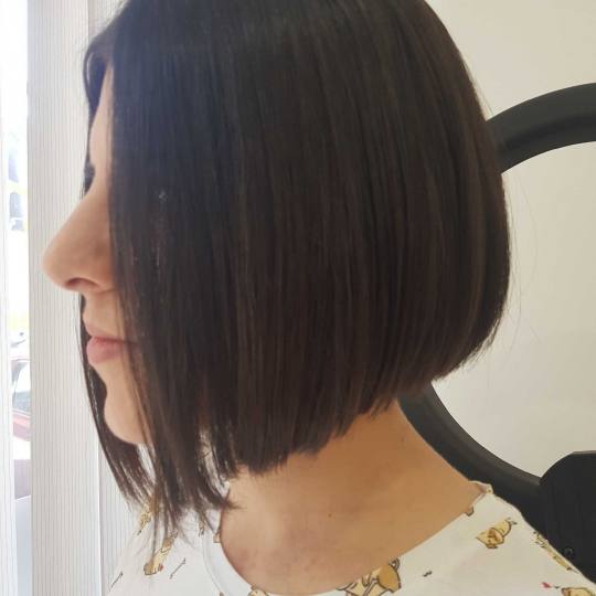 Cut 'n' Go #novisad Žensko šišanje Žensko šišanje + feniranje - kosa srednje dužine