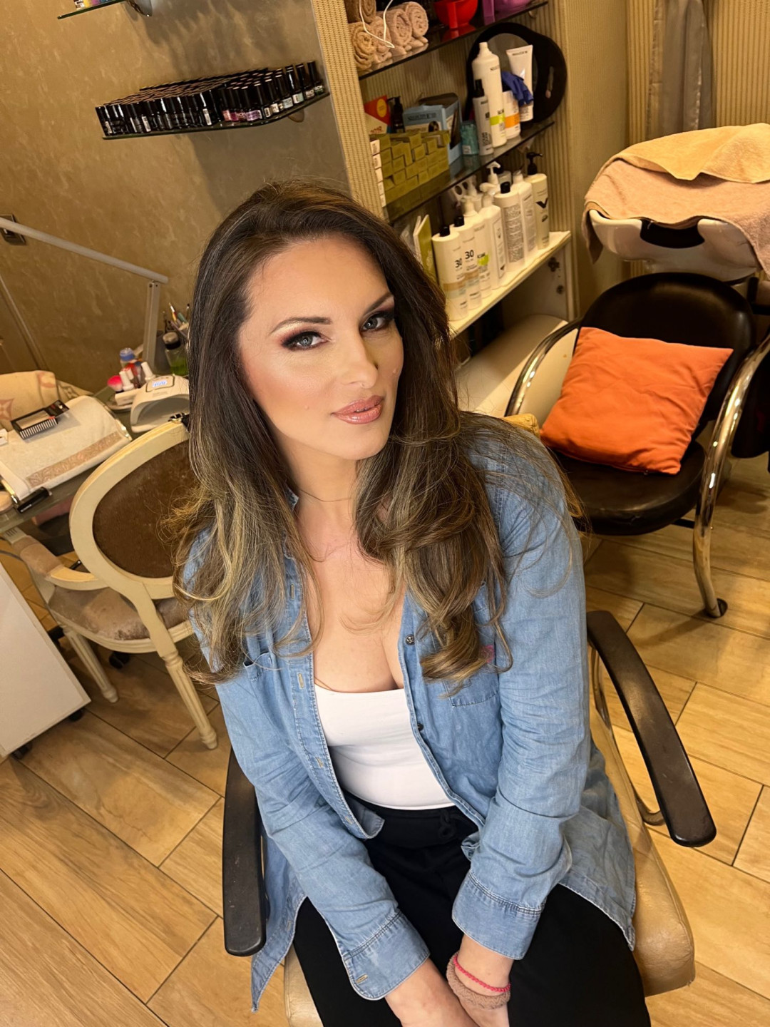 Bibi beauty centar #beograd Make-up / šminkanje Profesionalno šminkanje + veštačke trepavice