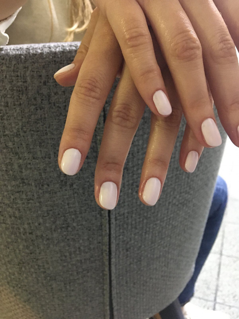 Look at me #beograd Manikir Manikir + gel lak CND Creative Play