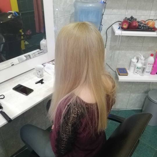 Candy S #novisad Farbanje kose Farbanje cele dužine - duga kosa + feniranje