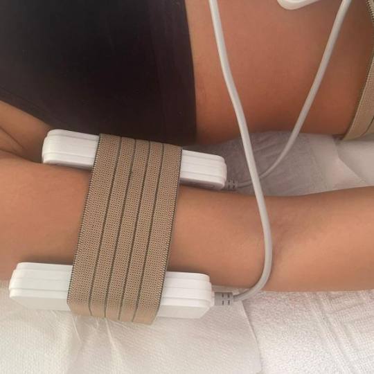 Lipolaser Centar - Matrix021 #novisad Tretmani tela 👉Neinvazivna liposukcija Diodnim Lipolaserimo