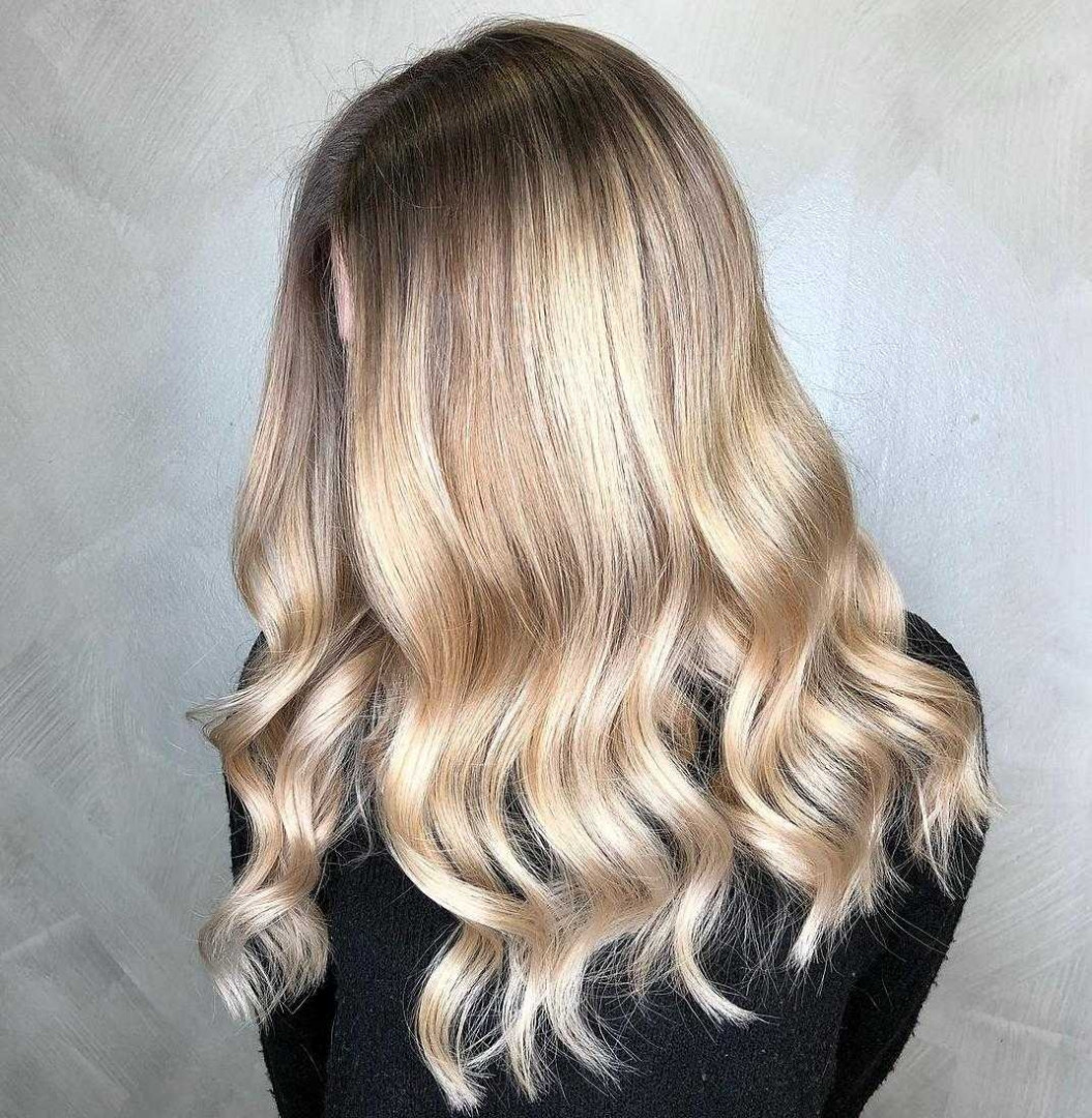 Bibi beauty centar #beograd Farbanje kose Farbanje cele dužine - kosa srednje dužine