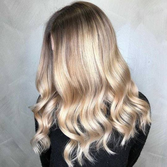 Bibi beauty centar #beograd Farbanje kose Farbanje cele dužine - kosa srednje dužine nove nijanse 