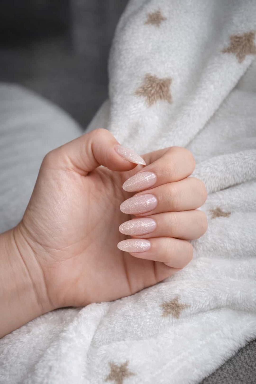 Ojačavanje noktiju rubber bazom / gelom - Aurelia beauty, Beograd Manikir Nokti Manikir, Beograd, Medaković, Braće Jerković