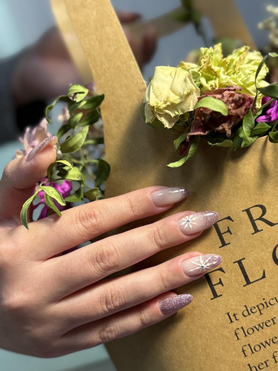 Mask #beograd Ojačavanje noktiju Ojačavanje prirodnih noktiju gelom / korekcija - L dužina