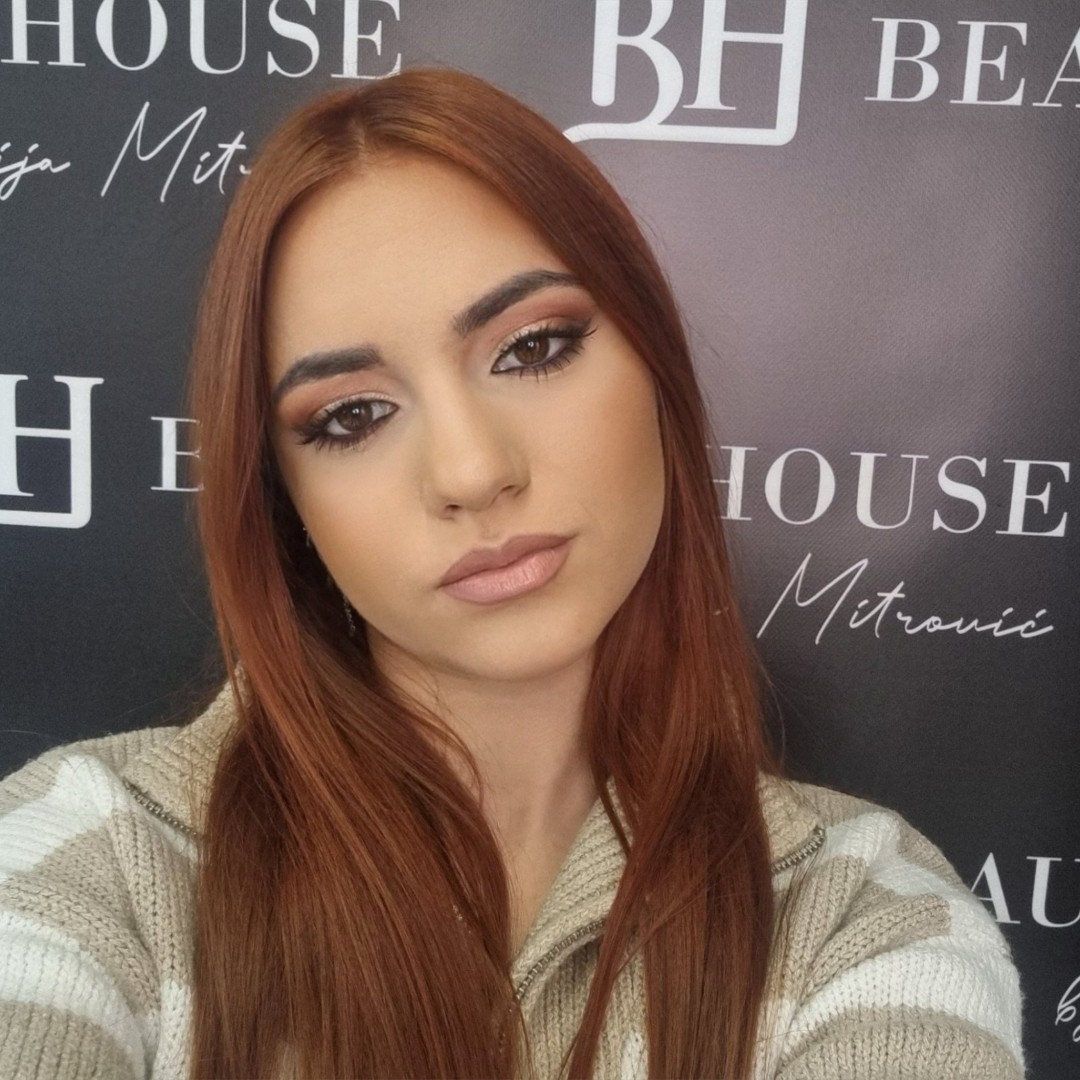 Beauty House by Marija Mitrović #nis Make-up / šminkanje Profesionalno šminkanje + veštačke trepavice