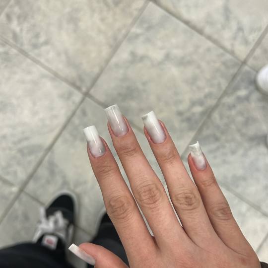 Nail Bar #novisad Izlivanje noktiju Izlivanje noktiju gelom - M dužina