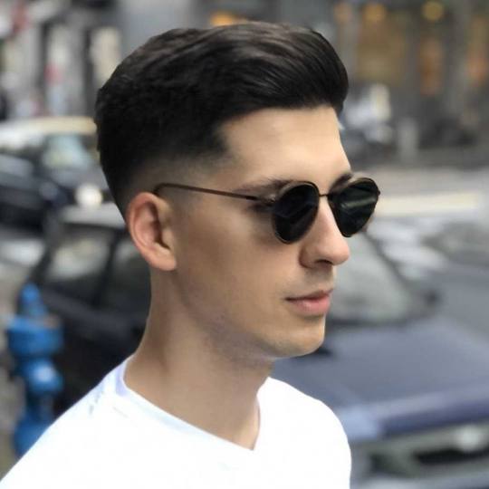 Headroom #beograd Muško šišanje Muško šišanje makazama + mašinicom ✂️ Nikola