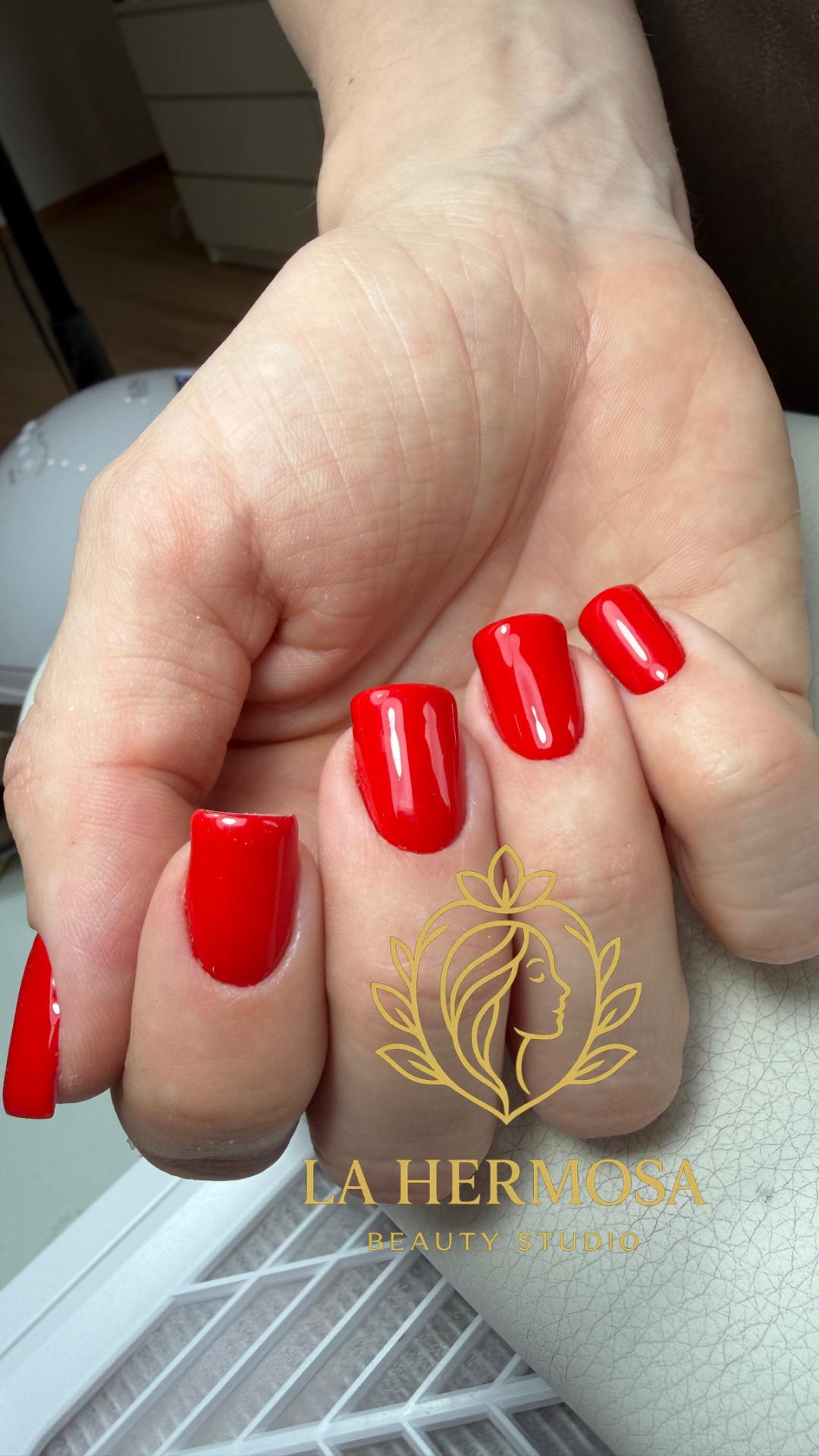 Rubber baza - La Hermosa Beauty Studio, Beograd Ojačavanje noktiju Nokti Ojačavanje noktiju, Beograd, Novi Beograd Ušće, Sava Centar