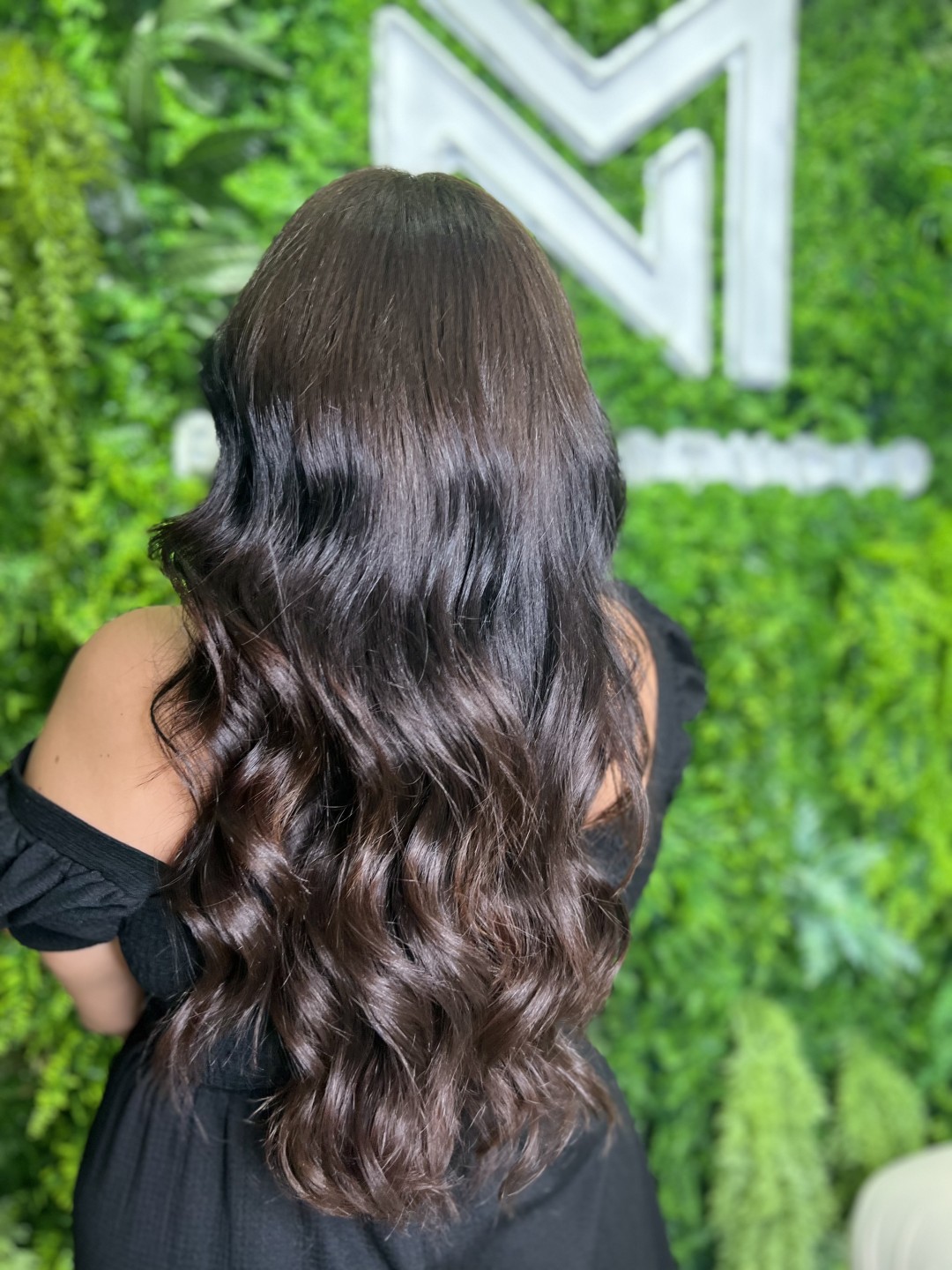 MN Beauty studio #beograd Nadogradnja kose Nadogradnja kose po pramenu - 70 cm