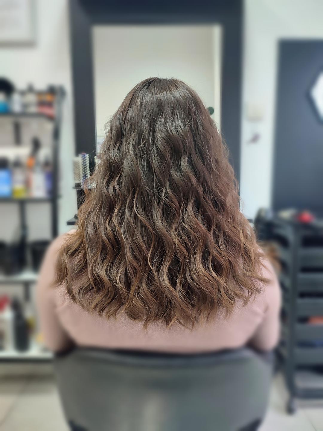 Feniranje na talase - duga kosa (do lopatica) - Infinity Hair, Novi Sad Feniranje i stilizovanje Frizerski saloni Feniranje i stilizovanje, Novi Sad, Grbavica, Liman, Adamićevo