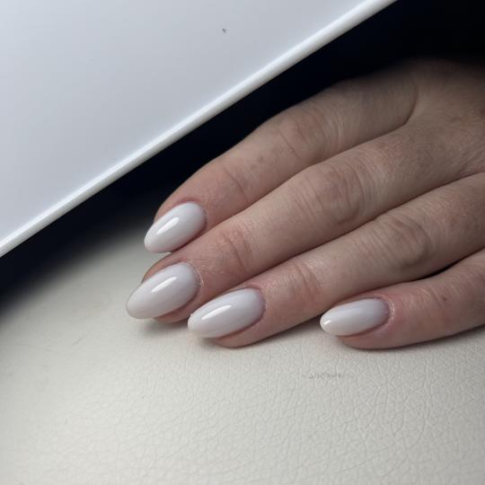 Ena beauty studio usluga