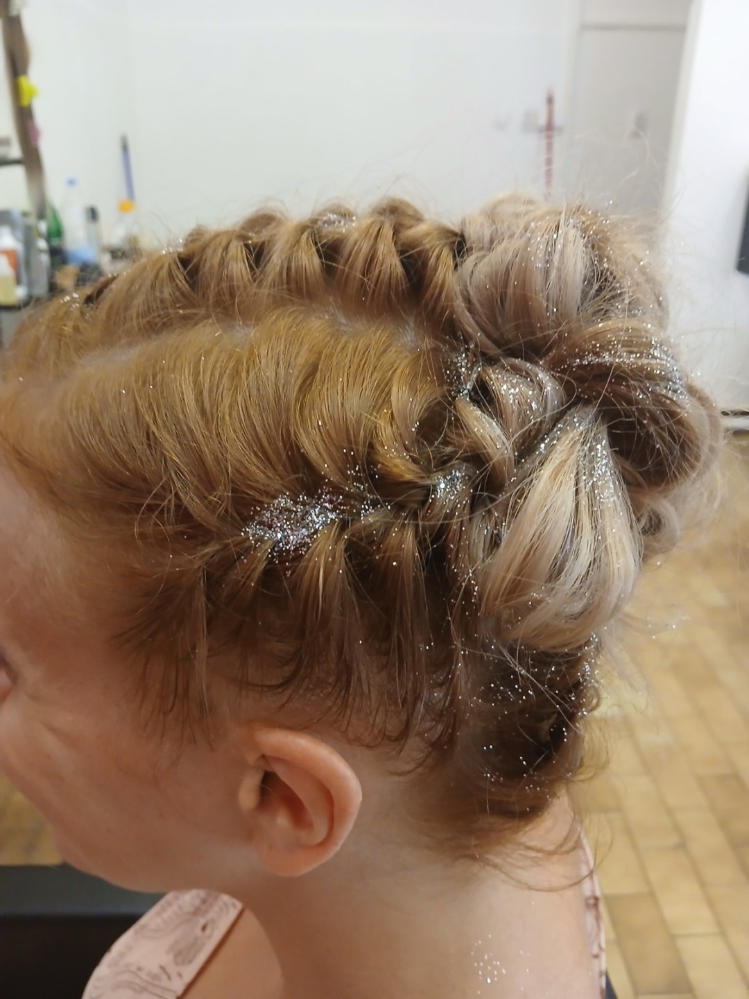 Sv. Mina, Beograd LookBook