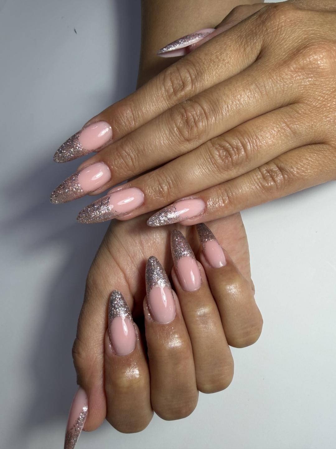 Izlivanje noktiju gelom - L dužina - Princess beauty salon, Niš Izlivanje noktiju Nokti Izlivanje noktiju, Niš, Palilula
