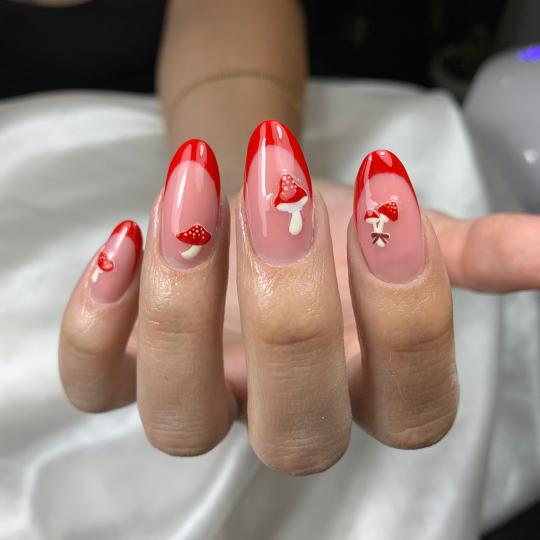 La Hermosa Beauty Studio #beograd Izlivanje noktiju Izlivanje noktiju gelom - L dužina