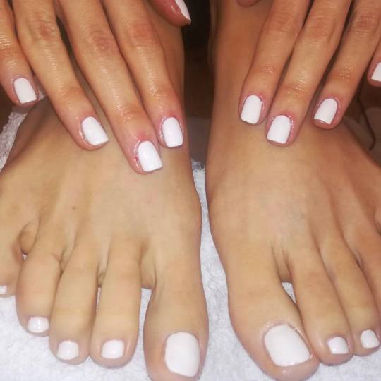 Estetic star by Maya #beograd Estetski pedikir manikir i pedikir +gel lak Estetski pedikir + gel lak