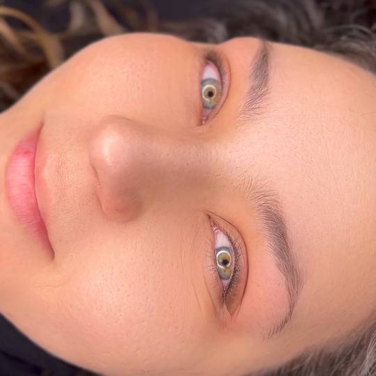 ElenA Studio #novisad Trajna šminka Ajlajner - prvi tretman Senčeni ajlajner - dobija se efekat os