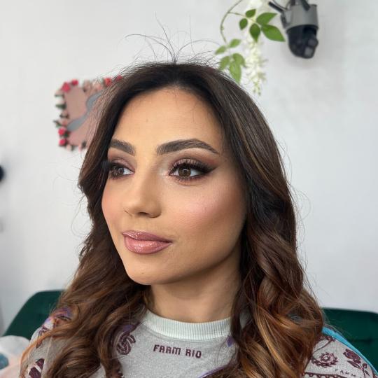 Just me #beograd Make-up / šminkanje Profesionalno šminkanje - večernja šminka