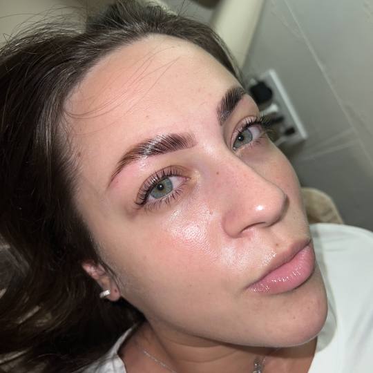 Maison de mi #beograd Obrve Brow lift + lash lift