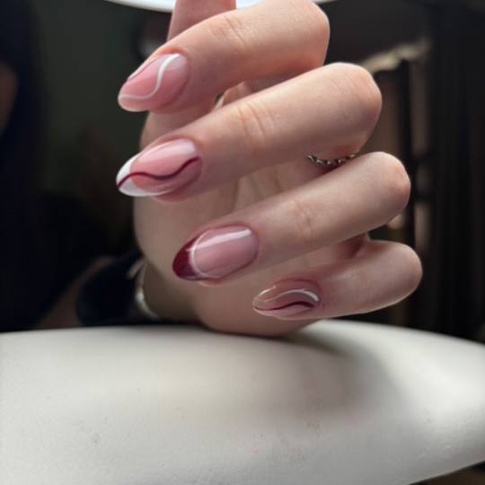 Beauty by Nevena Panić #beograd Izlivanje noktiju Korekcija izlivanja / ojačavanja noktiju gelom -