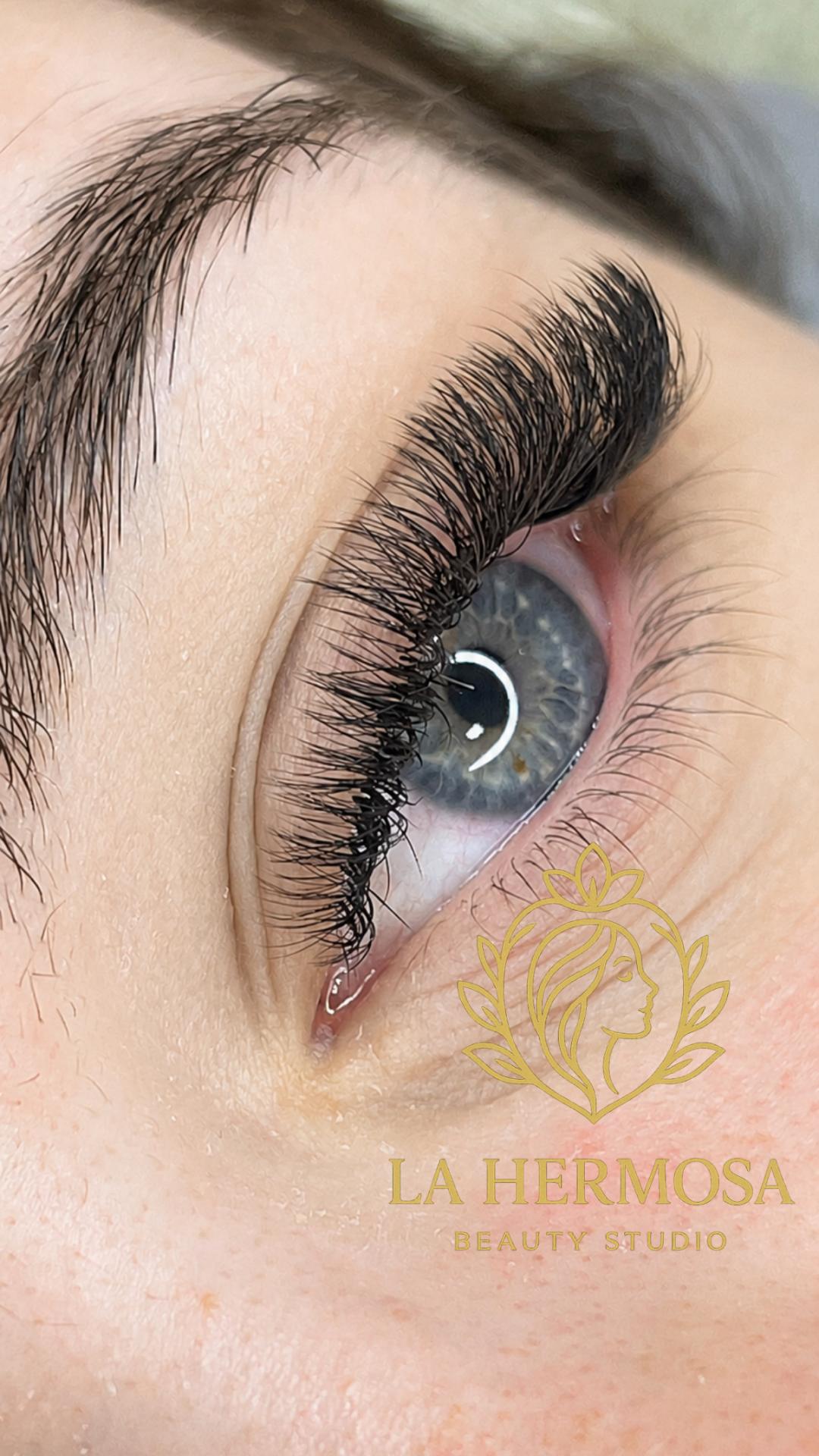 Nadogradnja svilenih trepavica - ruski volumen - La Hermosa Beauty Studio, Beograd Nadogradnja trepavica Lice Nadogradnja trepavica, Beograd, Novi Beograd Ušće, Sava Centar