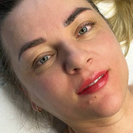 Beauty Studio Asja 2 #novisad Trajna šminka Trajna šminka - konture usana Puder obrve i labellino 