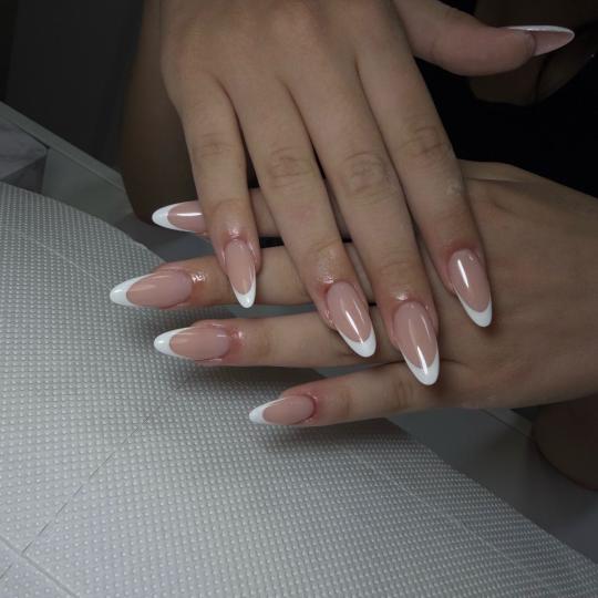 Sneža Nails #beograd Izlivanje noktiju Korekcija noktiju salonski rad - XL dužina Nokti