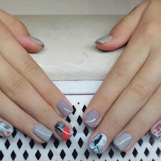 Blush Beauty Studio #beograd Manikir Manikir + gel lak - S dužina
