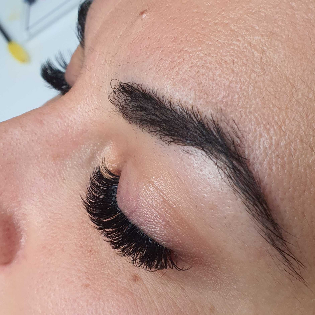 Nadogradnja trepavica - ruski volumen 5D - 8D - Right Beauty, Beograd Nadogradnja trepavica Lice Nadogradnja trepavica, Beograd, Centar, Stari grad, Dorćol