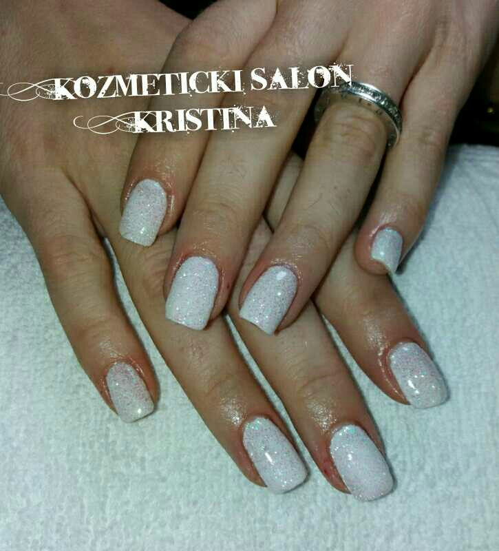 Kristina #beograd Ojačavanje noktiju