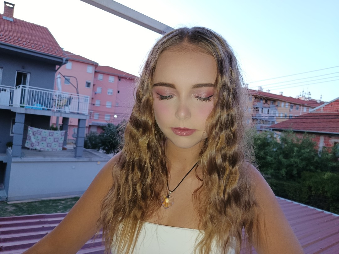 Adiantum Estetik Centar #nis Make-up / šminkanje Profesionalno šminkanje