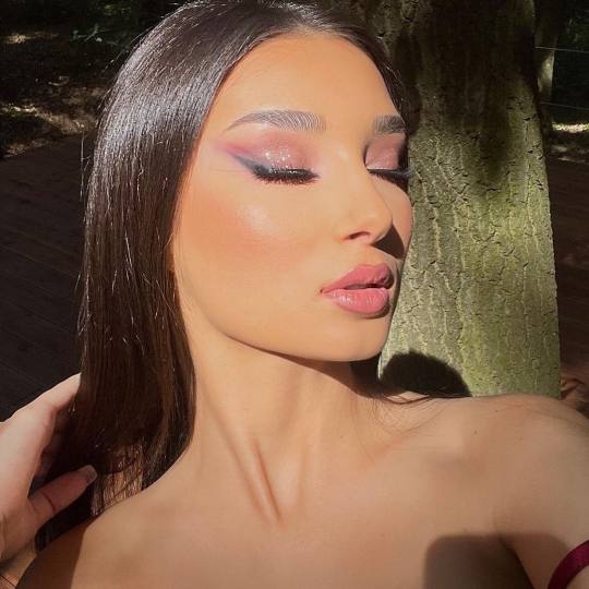 Esthetique Privé #beograd Make-up / šminkanje Profesionalno šminkanje + veštačke trepavice - ve