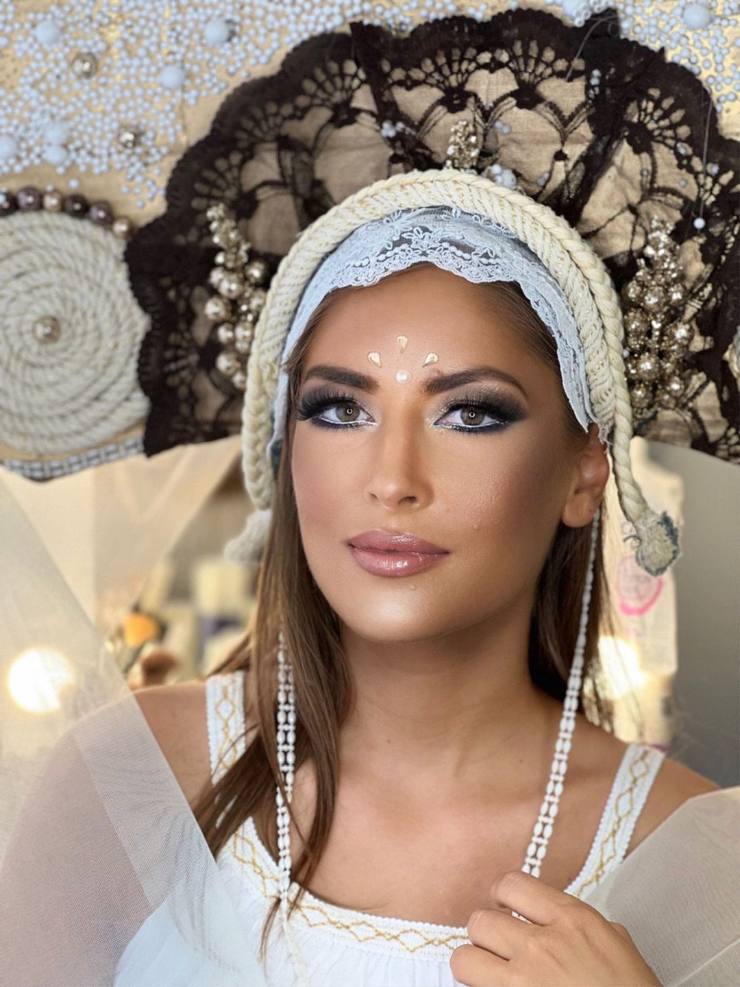 Moon Beauty Bar #beograd Make-up / šminkanje Profesionalno šminkanje + veštačke trepavice
