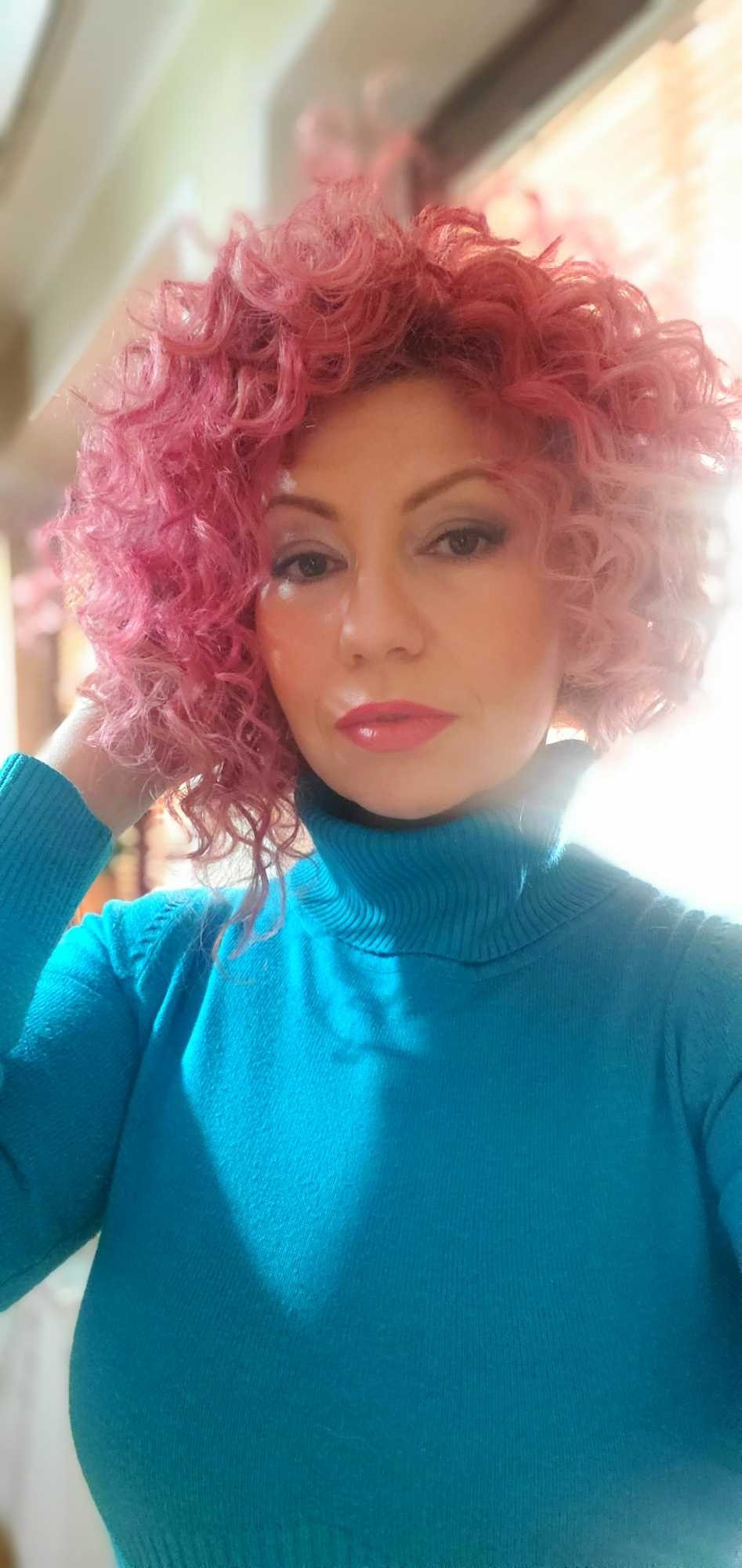 Jelena #nis Uvijanje, lokne i talasi Lokne / talasi na presu - kosa srednje dužine