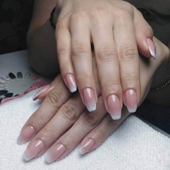 Headroom #beograd Manikir Kombinovani manikir + gel lak - french / baby boomer