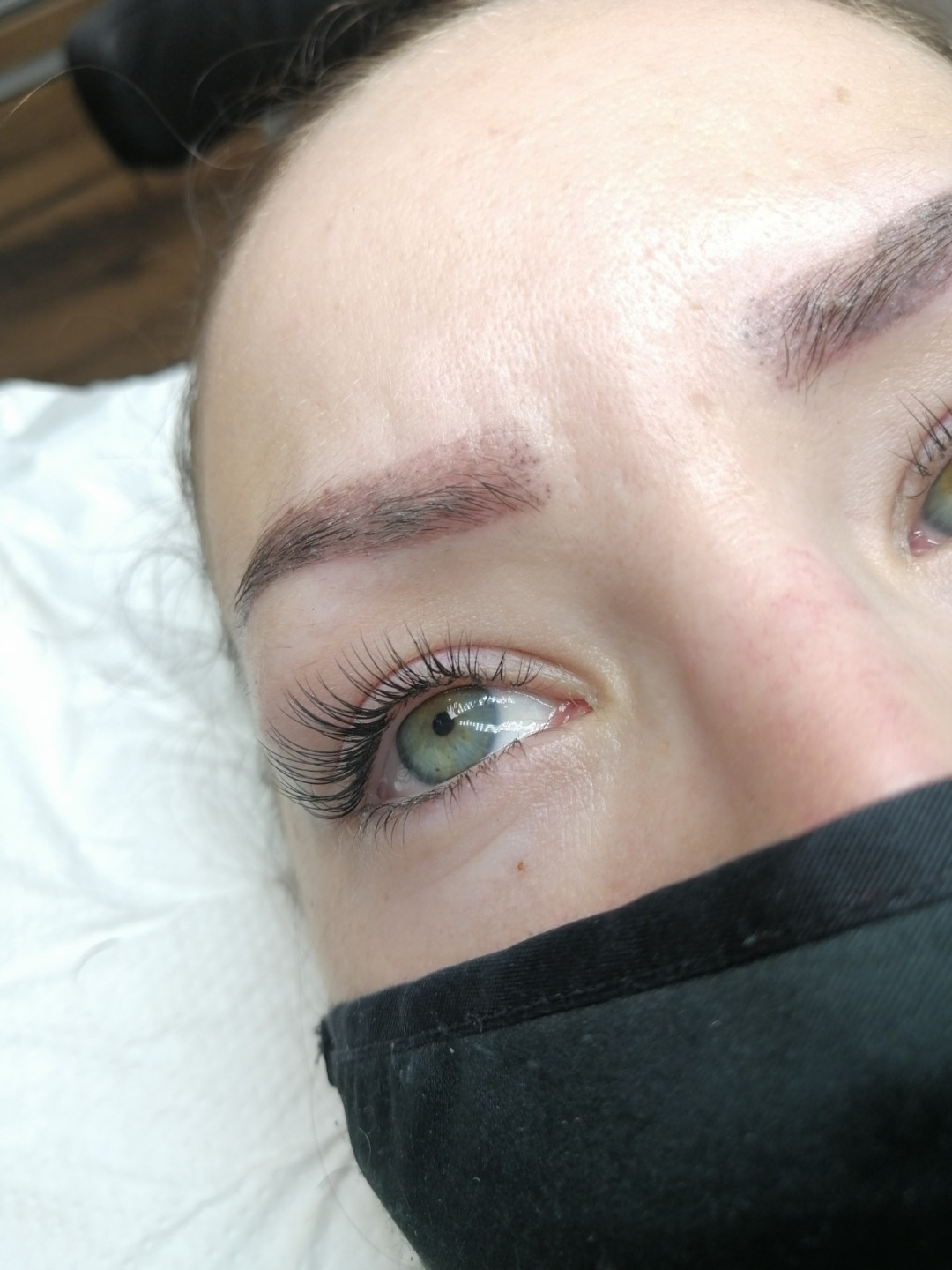 Ena beauty studio #nis Nadogradnja trepavica Nadogradnja svilenih trepavica - 1 na 1