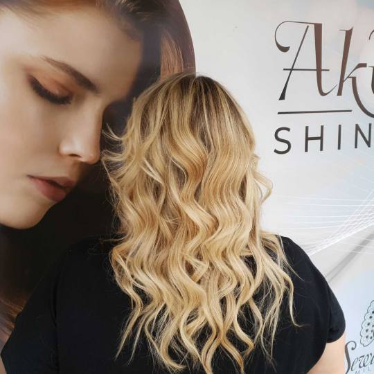 Aki Shine #krusevac Farbanje kose Preliv - sve dužine kose