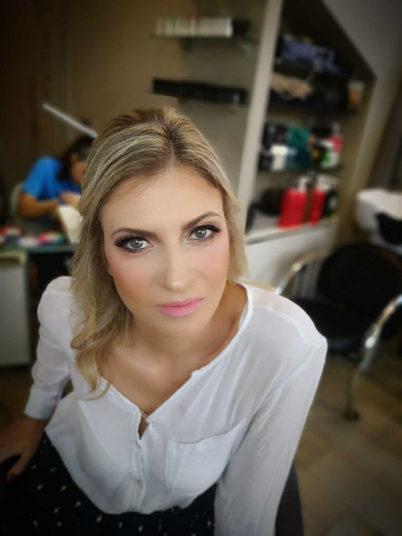 Bibi beauty centar #beograd Make-up / šminkanje Profesionalno šminkanje + veštačke trepavice