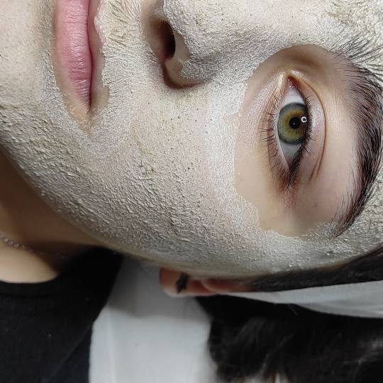 Fusion centar #krusevac Tretman lica Površinski fitopiling lica