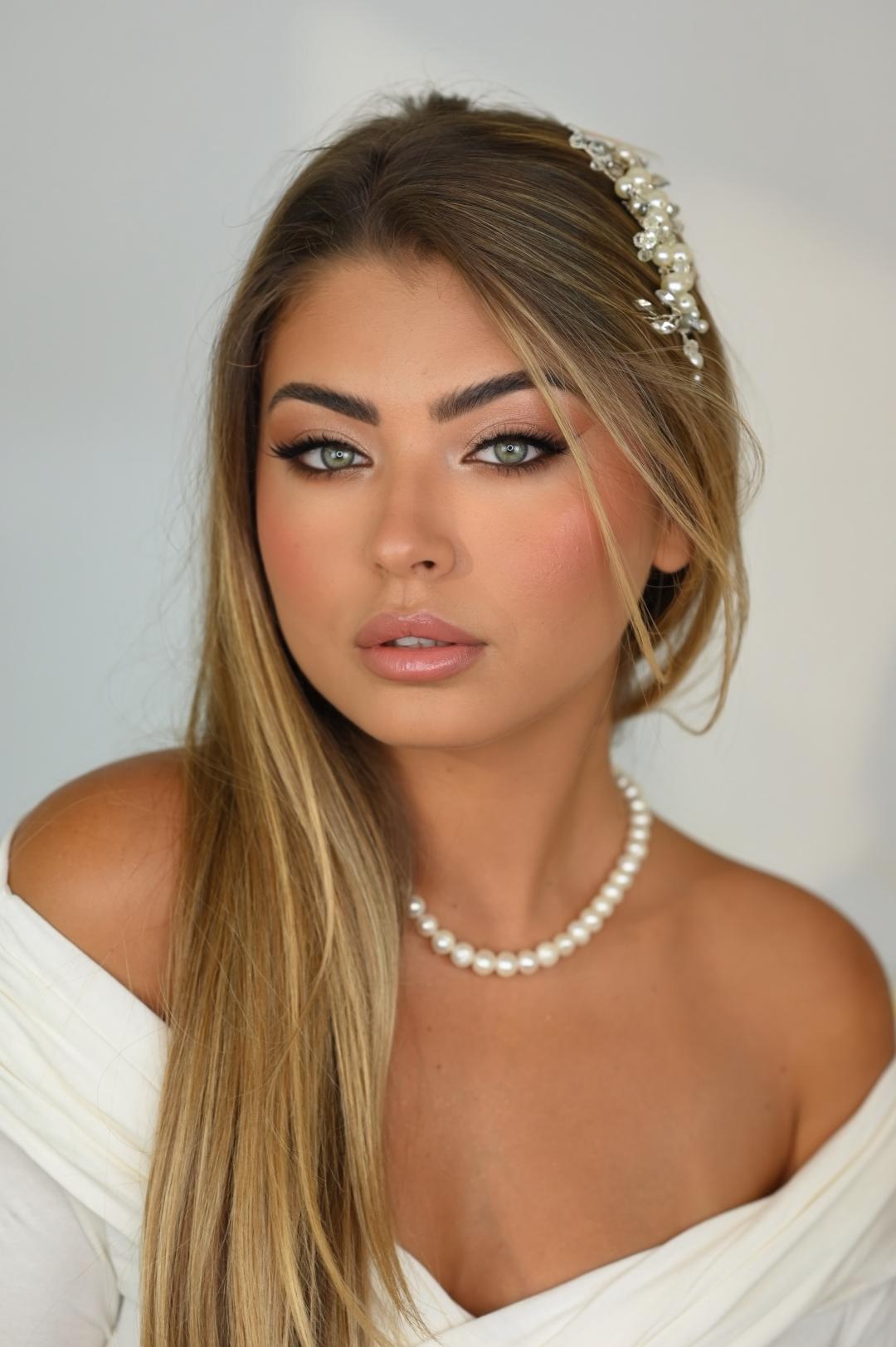 Profesionalno šminkanje - za mladu - Ivana Vit, Beograd Make-up / šminkanje Lice Make-up / šminkanje, Beograd, Zvezdara