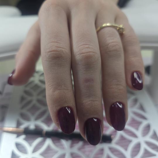 Gospođica Draga #novisad Ojačavanje noktiju Ojačavanje noktiju gelom Nokti