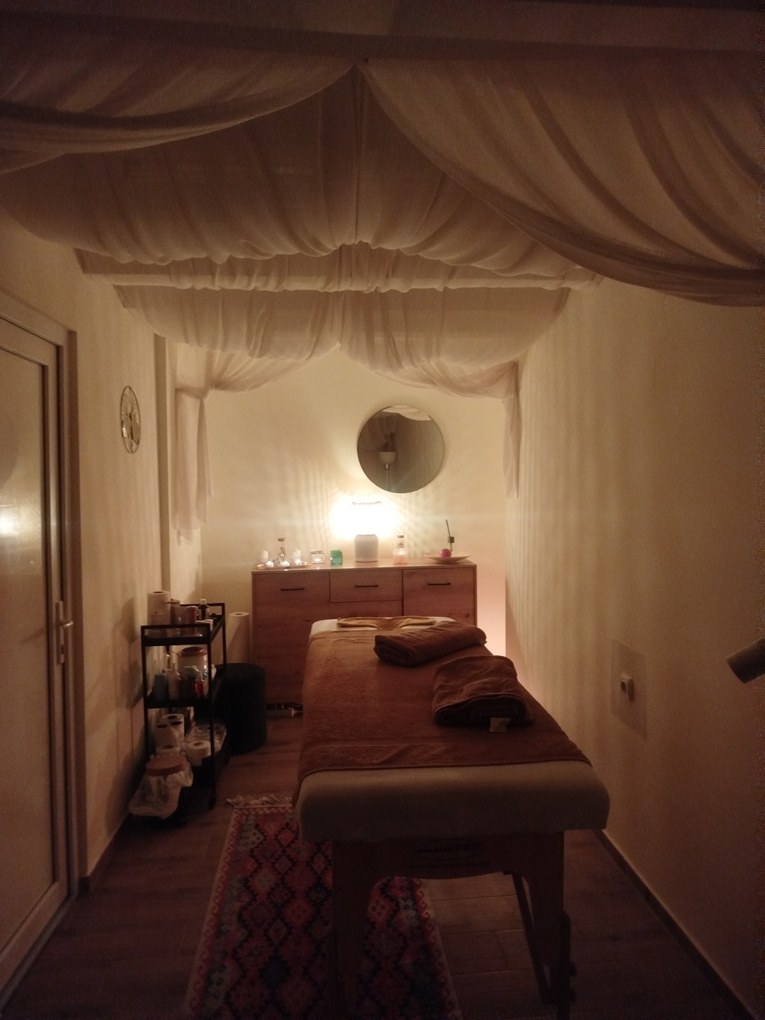 Relax masaža - parcijalna - Lumi studio, Beograd Masaža za opuštanje / relax / antistres Masaža Masaža za opuštanje / relax / antistres, Beograd, Vračar, Čubura, Crveni krst