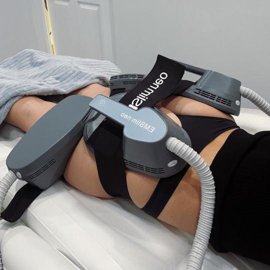 Atelier Beauty Bar #nis Tretmani tela EMS tretman 1 regija - paket od 6 tretmana Prednosti EMS Slim 