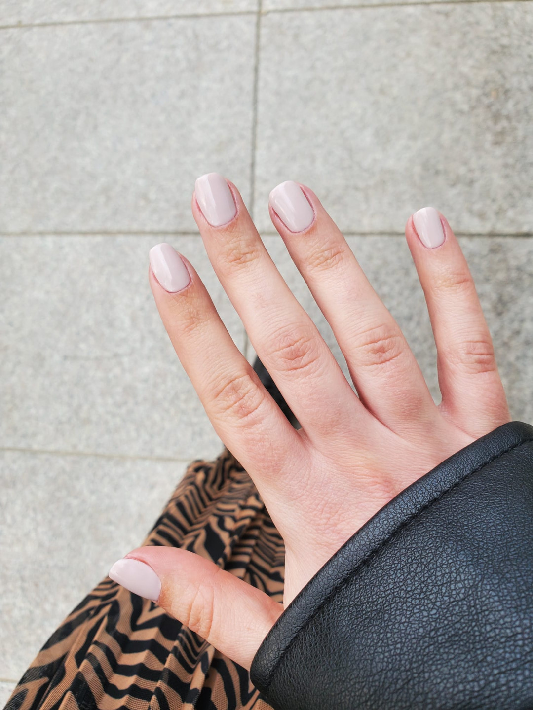 Fearless Beauty Studio #beograd Manikir Manikir + gel lak (kombinovani manikir)