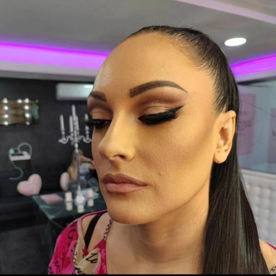 Just me #beograd Make-up / šminkanje Profesionalno šminkanje - večernja šminka