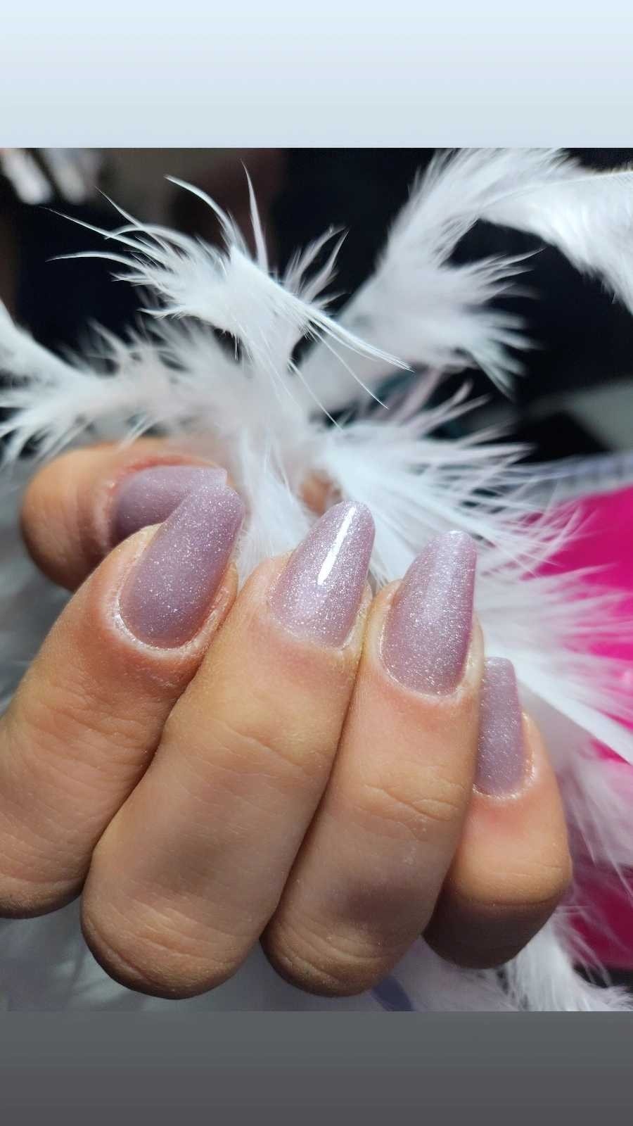 Izlivanje noktiju gelom - M dužina - Beauty Team J&S 037, Kruševac Izlivanje noktiju Nokti Izlivanje noktiju, Kruševac, Centar
