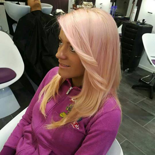 Alfaparf Studio #beograd pink pastel preliv na vec plavoj kosi